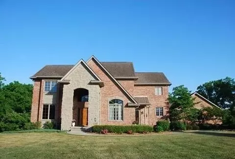 7280 Vintage Dr, Ann Arbor, MI 48105