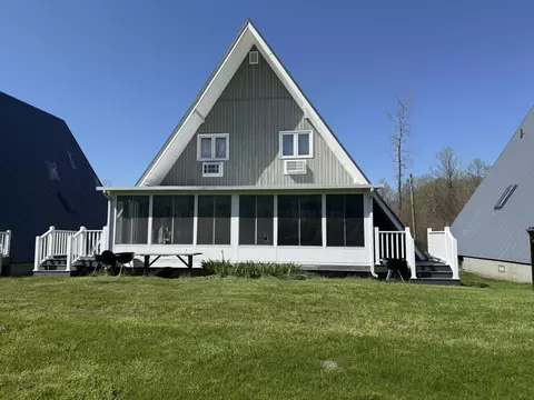 5340 Notre Dame Ave #58, Stevensville, MI 49127