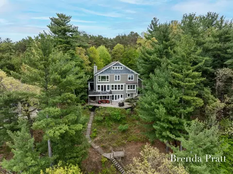 2100 Timber Point Dr SE, Ada, MI 49301