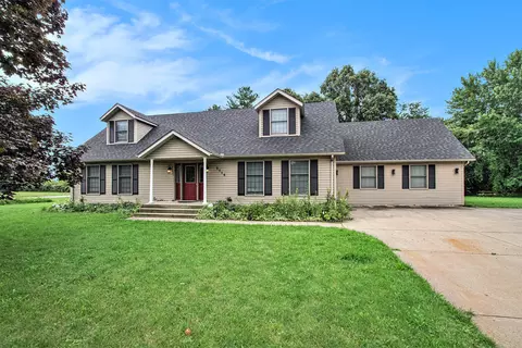 3316 W Lemon Creek Rd, Bridgman, MI 49106
