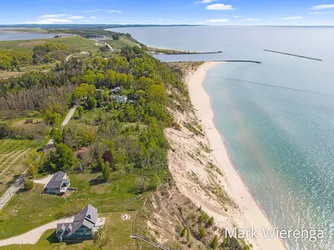 Waterfront S Lakeshore Drive, Ludington, MI 49431