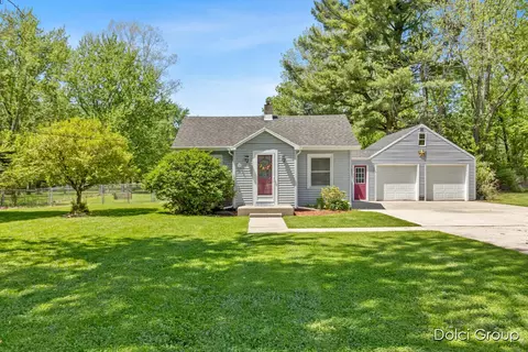 1791 Maplerow Ave NW, Grand Rapids, MI 49534
