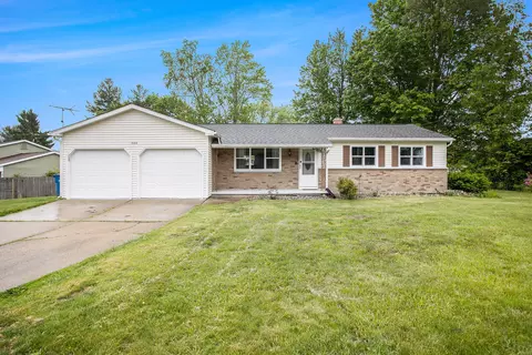 1246 Chalmers Dr, Battle Creek, MI 49015