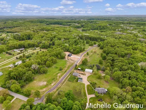Parcel 2 Leaf Lane, Freeport, MI 49325 photo 9