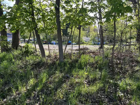 2 North Rath Avenue, Ludington, MI 49431