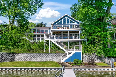 67881 Edgewater Beach Rd, White Pigeon, MI 49099