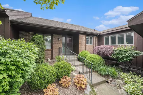 6309 Greenway Drive 52 Dr SE, Grand Rapids, MI 49546