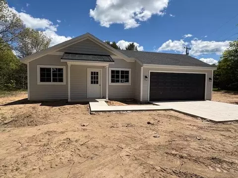 8121 Bowens Mill Rd, Middleville, MI 49333