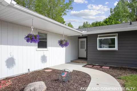 8091 Warner St, Allendale, MI 49401 photo 4