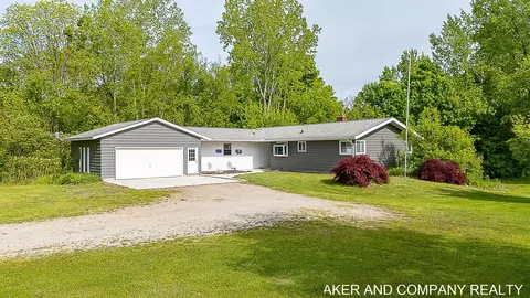 8091 Warner St, Allendale, MI 49401 photo 19