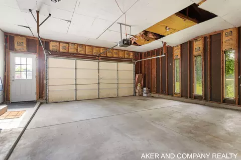 8091 Warner St, Allendale, MI 49401 photo 51