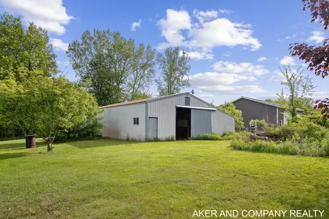 8091 Warner St, Allendale, MI 49401 photo 6