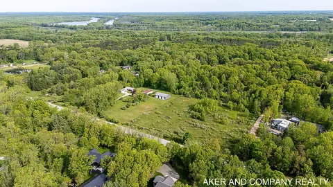 8091 Warner St, Allendale, MI 49401 photo 63