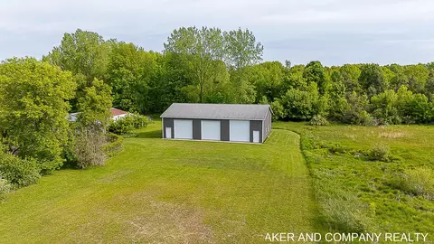 8091 Warner St, Allendale, MI 49401 photo 16