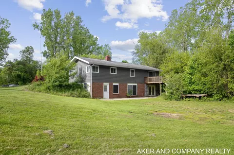 8091 Warner St, Allendale, MI 49401 photo 7