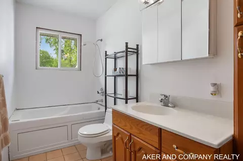 8091 Warner St, Allendale, MI 49401 photo 41