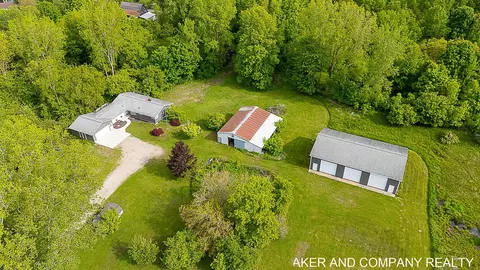 8091 Warner St, Allendale, MI 49401 photo 13