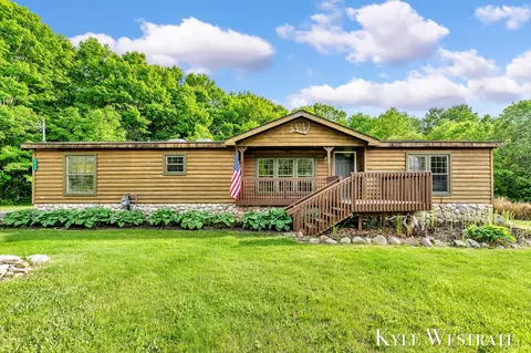2844 19 Mile Rd NE, Cedar Springs, MI 49319
