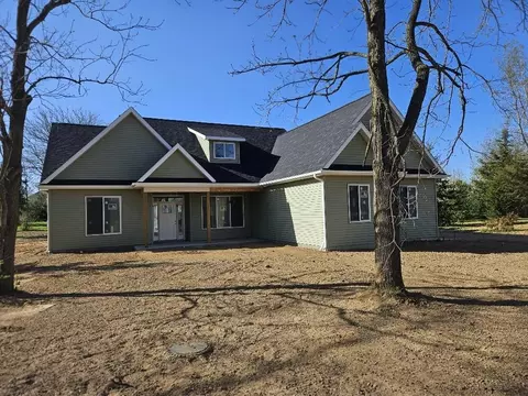 8812 Walsh Ct, Onsted, MI 49265