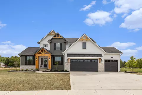 5544 Kingsfield Dr, Wyoming, MI 49418