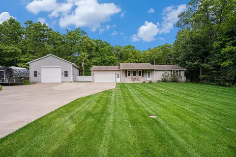 6432 Cat St, Twin Lake, MI 49457