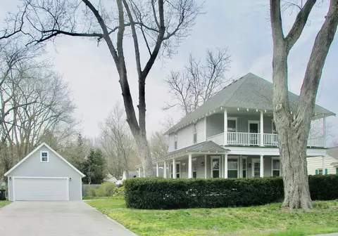 1718 Summit St, Holland, MI 49423