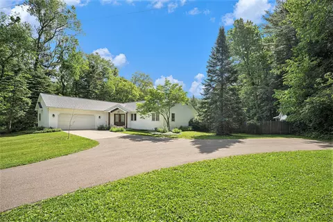 8856 N 42nd St, Augusta, MI 49012