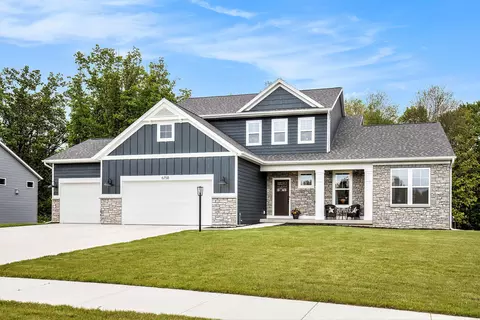 6758 Summer Meadows Ct NE, Rockford, MI 49341