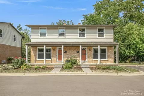 429 S 7th St # 2, Ann Arbor, MI 48103