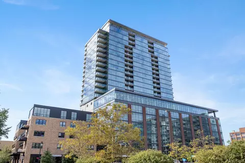144 Oakes St SW #1903, Grand Rapids, MI 49503