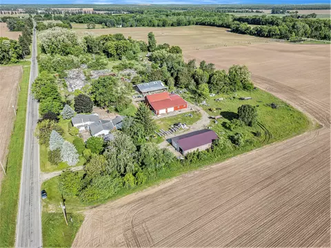 19100-146 Fairchild Rd, Constantine, MI 49042