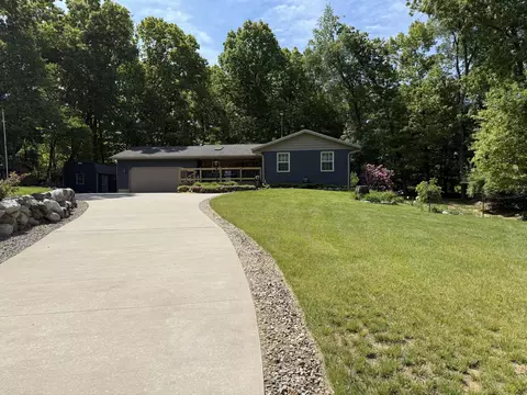 5916 E C Ave, Richland, MI 49083