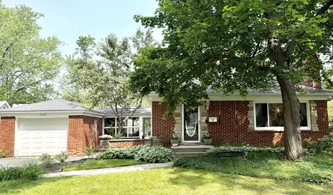 1440 Cornell Dr SE, Grand Rapids, MI 49506