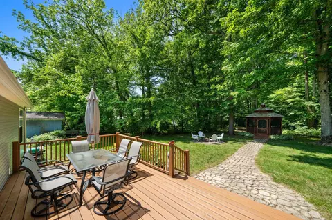 61738 Lake View Dr, Cassopolis, MI 49031 photo 9