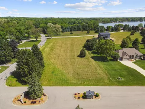 6000 Riverview Dr #5, Jackson, MI 49203 photo 2