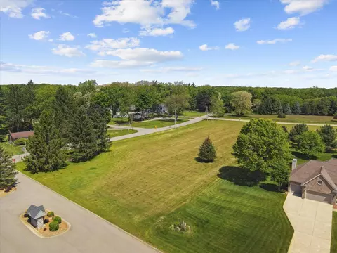 6000 Riverview Dr #5, Jackson, MI 49203