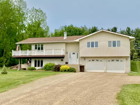3561 Barber Rd, Hastings, MI 49058
