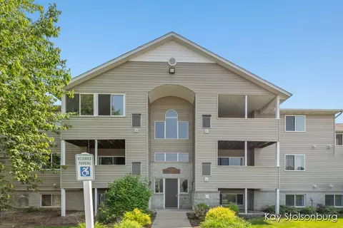 8508 S Jasonville Ct SE, Caledonia, MI 49316