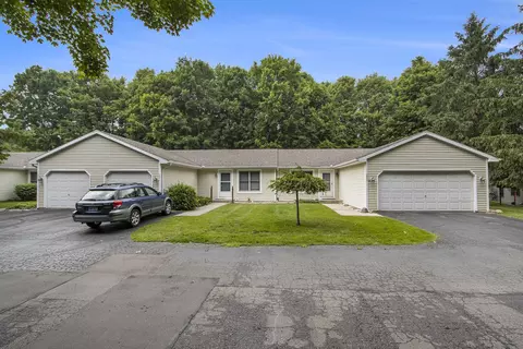 5973 Woodsong Way, Kalamazoo, MI 49009