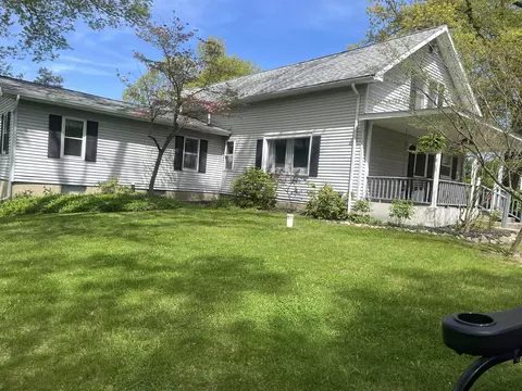 23275 15 Mile Rd, Bellevue, MI 49021