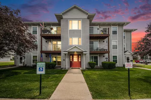 122 Ida Red Ave NW #202, Sparta, MI 49345