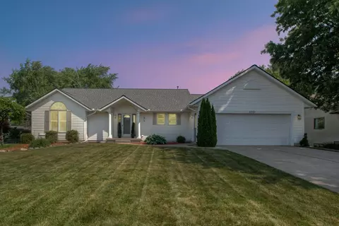 4351 Windcrest Dr SW, Wyoming, MI 49418