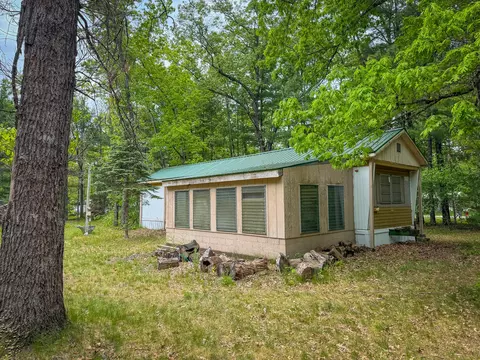 S Black Cherry, Baldwin, MI 49304