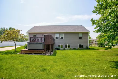 2633 Baldwin St, Jenison, MI 49428 photo 6