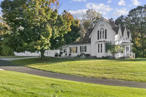 1532 34th St, Allegan, MI 49010