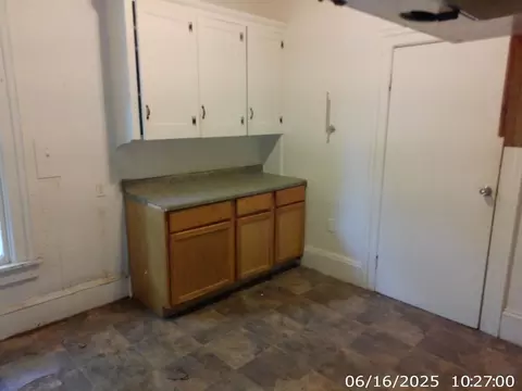 612 3rd St, Jackson, MI 49203 photo 6