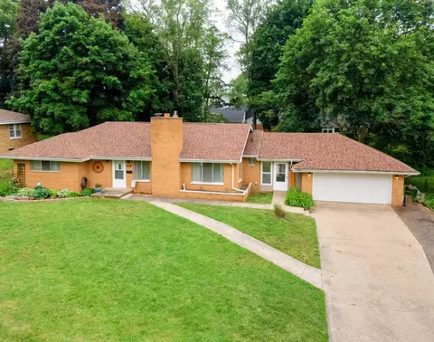 180 Pleasantview Dr, Battle Creek, MI 49017