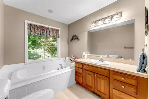65 Kendra Ct SE, Lowell, MI 49331 photo 36