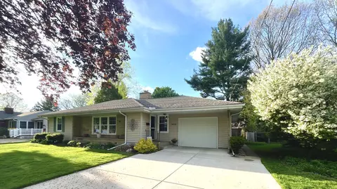 3428 Canterburty Ave, Kalamazoo, MI 49006