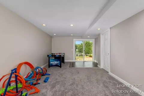 127 Hamilton Ln, Dowling, MI 49050 photo 35